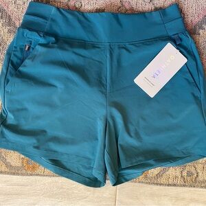 Athleta Brooklyn Short NWT